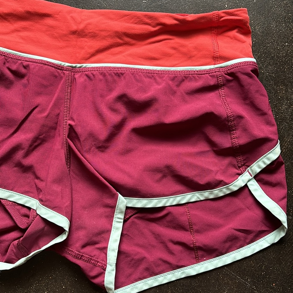 Lululemon run short - Picture 2 of 7